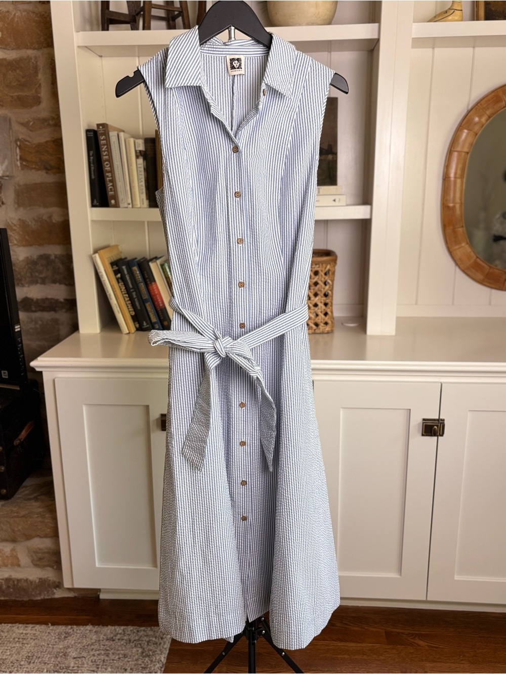 ๐ Anne Klein | Seersucker Midi Shirtdress | No Tag ~Size 8-10 | Blue & White - Picture 2 of 10